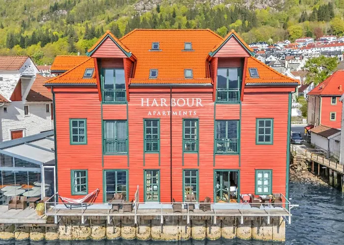 Heimby - Seaside View Luxury - Free Parking Apartament *